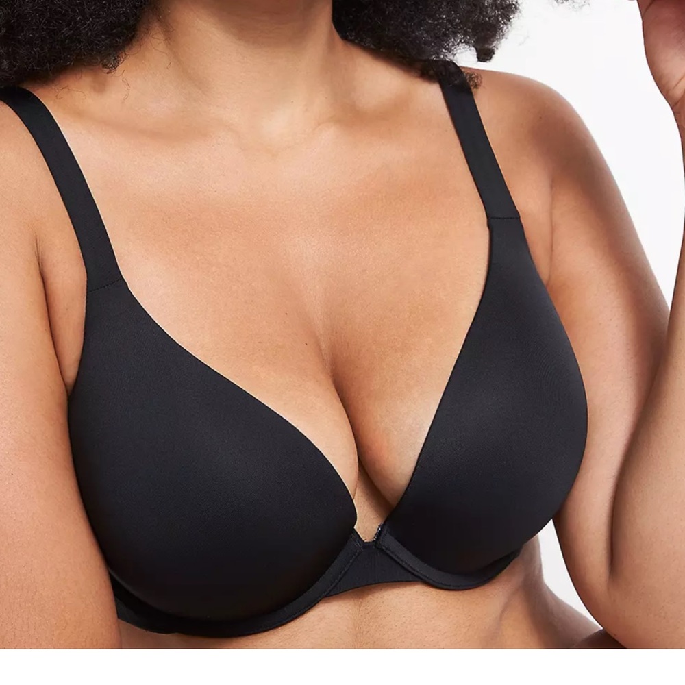 (I11) Cacique Smooth Boost Plunge Bra by Lane Bryant